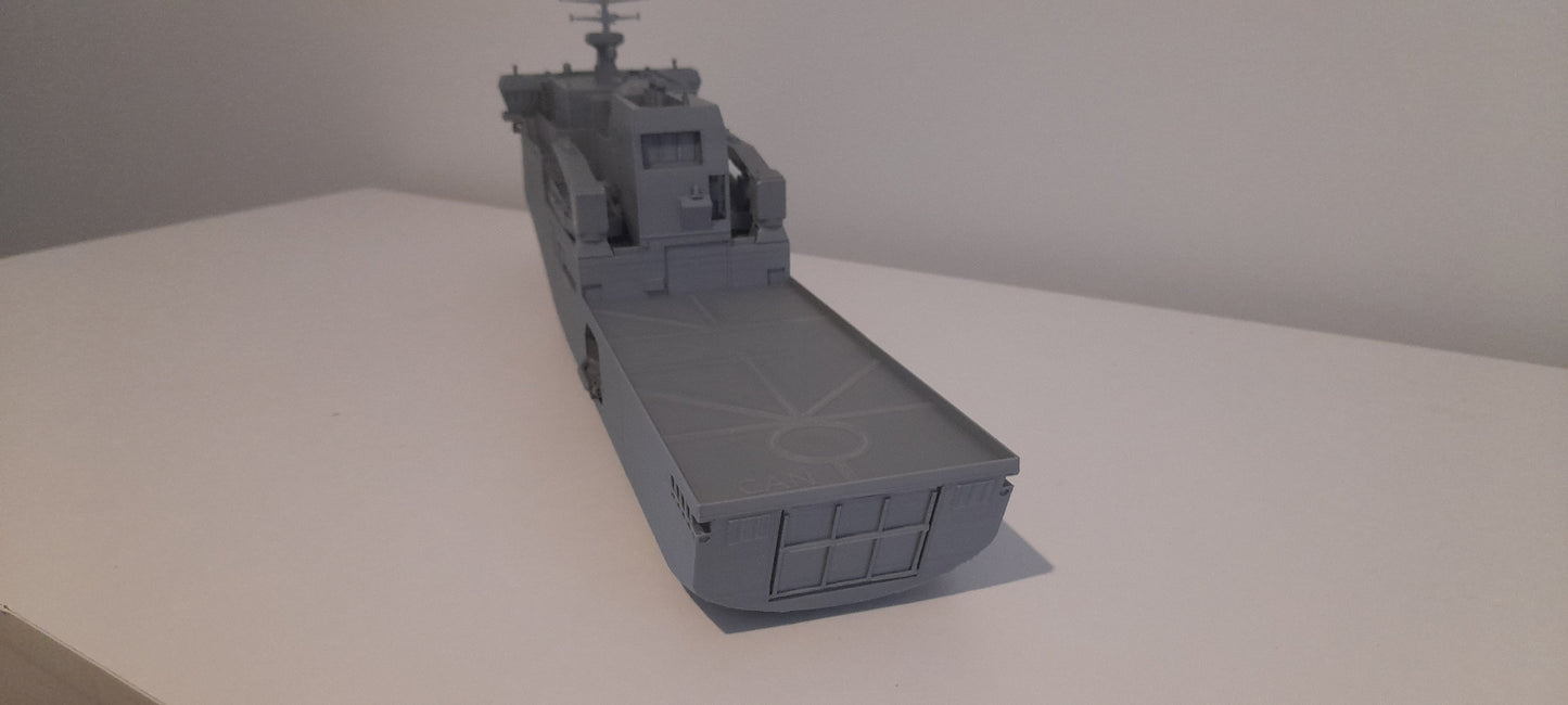 HMNZS Canterbury L421 Model Ship