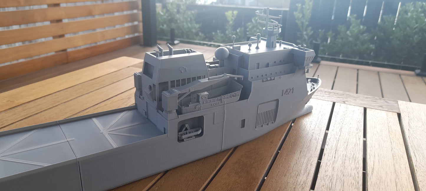HMNZS Canterbury L421 Model Ship