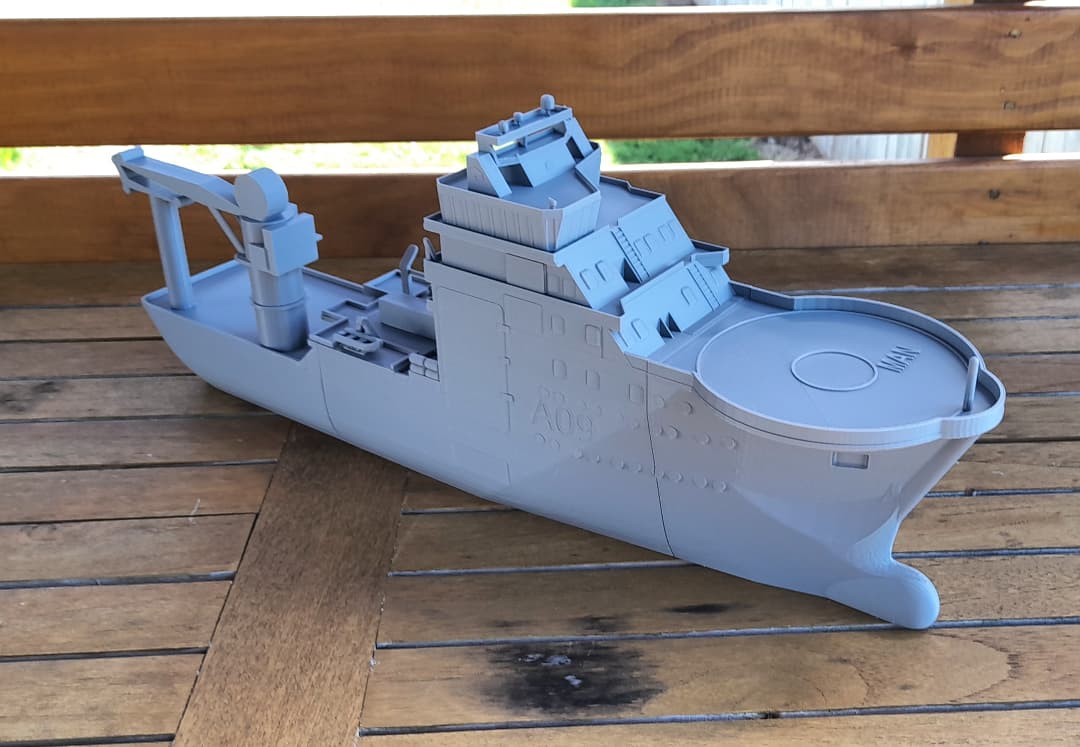 HMNZS Manawanui Model Ship