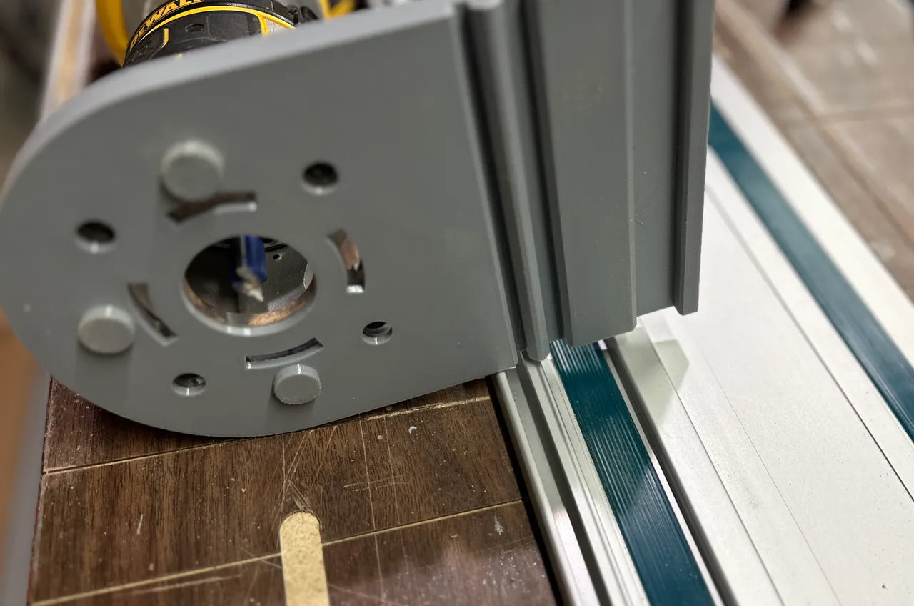 DeWalt Router to Rail Adaptor